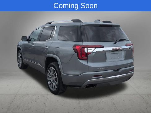 Used 2023 GMC Acadia Denali w/ Denali Ultimate Package AWD/4WD image 4