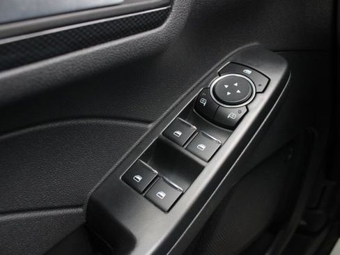 Used 2025 Ford Escape ST-Line w/ Tech Pack #1 AWD/4WD image 7