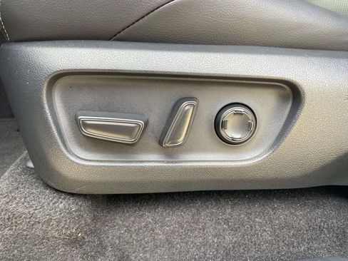 Used 2025 Toyota 4Runner TRD Sport Premium AWD/4WD image 16