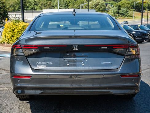 Used 2025 Honda Accord EX-L image 6