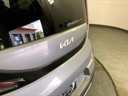 Certified 2024 Kia Soul S FWD image 29