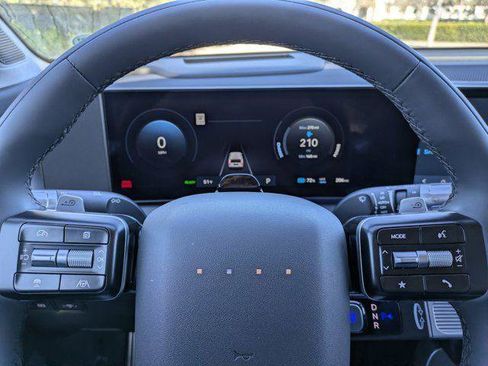 New 2026 Hyundai Ioniq 9 Calligraphy image 23