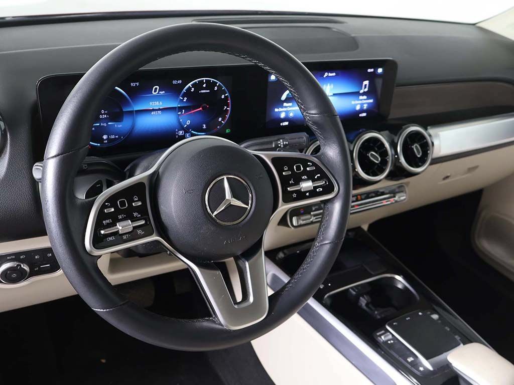 Used 2022 Mercedes-Benz GLB 250 4MATIC image 22