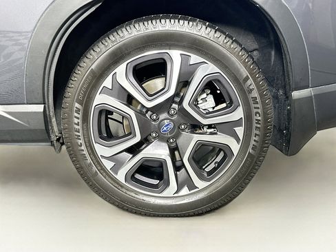 Used 2023 Subaru Ascent Touring image 11