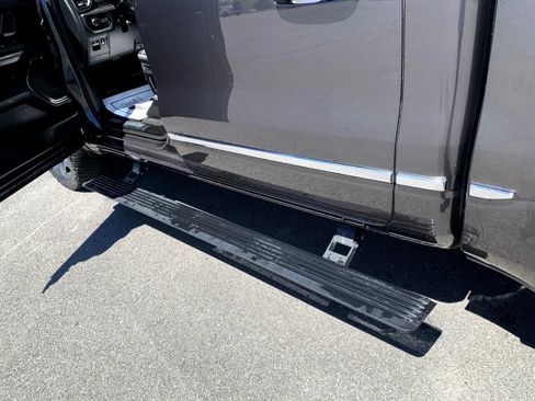 Used 2022 RAM 1500 Limited image 14