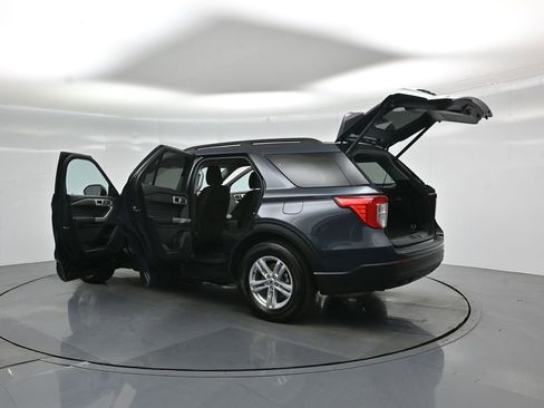 Certified 2023 Ford Explorer XLT RWD image 33