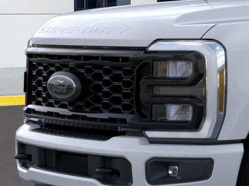New 2026 Ford F250 XLT w/ XLT Premium Package image 20