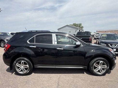 Used 2016 Chevrolet Equinox LTZ w/ Enhanced Convenience Package AWD/4WD image 9