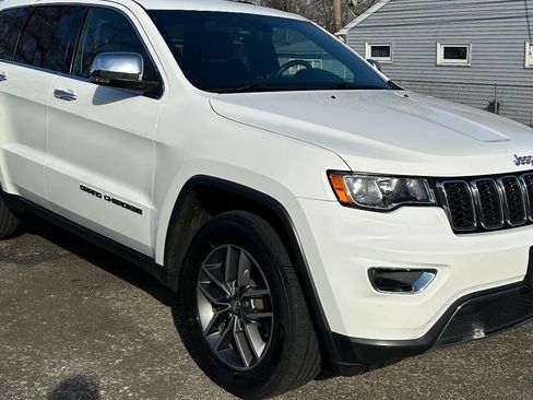 Used 2017 Jeep Grand Cherokee Limited w/ Trailer Tow Group IV image 4