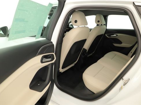 New 2025 Audi A6 e-tron Premium image 26