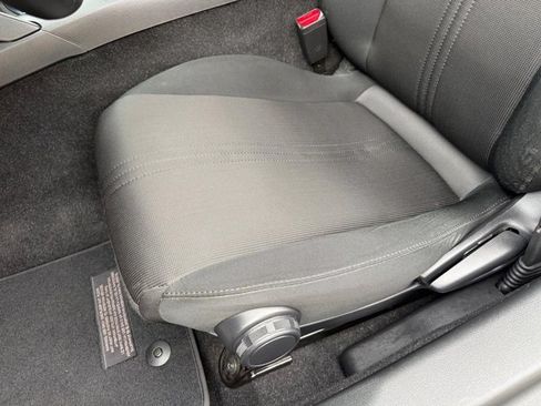 Used 2016 MAZDA MX-5 Miata Sport RWD image 16
