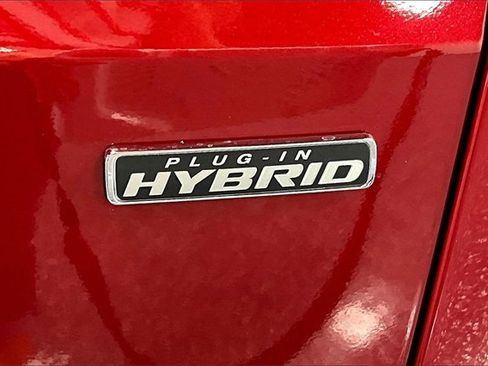 New 2025 Ford Escape SE w/ Class II Trailer Tow Package image 9