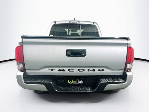 Used 2022 Toyota Tacoma SR w/ SR Convenience Package image 7