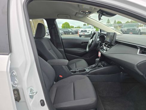 Used 2024 Toyota Corolla LE FWD image 13