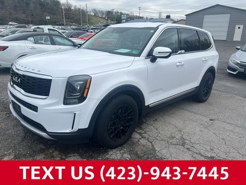 Used 2022 Kia Telluride LX image 1