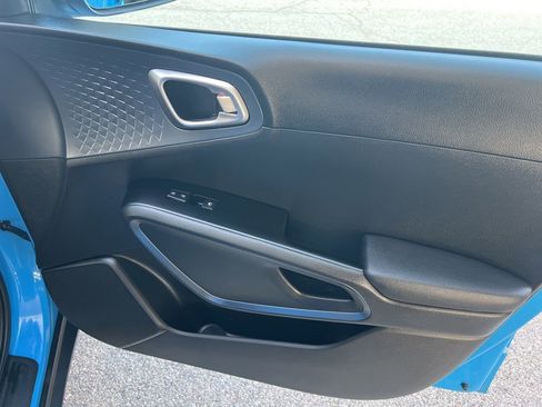 Certified 2023 Kia Soul EX FWD image 22