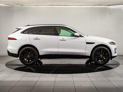 Used 2023 Jaguar F-PACE S image 12