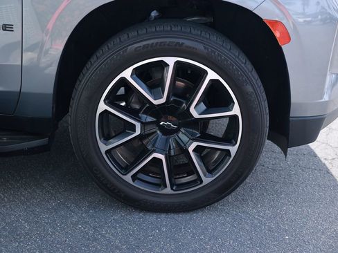 Used 2022 Chevrolet Tahoe RST w/ Luxury Package image 8