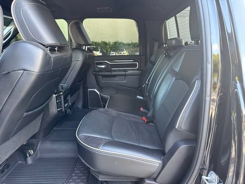 Used 2022 RAM 2500 Laramie AWD/4WD image 11