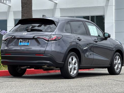Certified 2025 Honda HR-V LX image 9