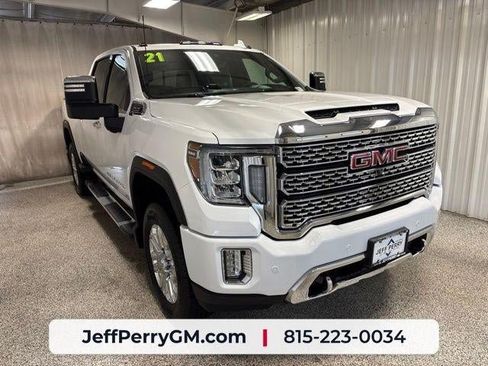 Used 2021 GMC Sierra 2500 Denali w/ Denali Ultimate Package AWD/4WD image 2