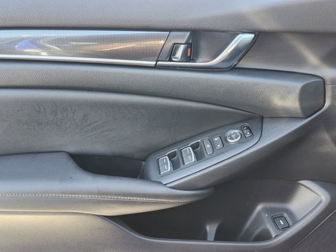 Used 2021 Honda Accord Sport image 43