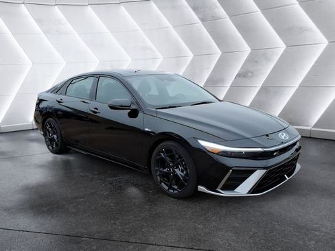 Used 2025 Hyundai Elantra N Line image 7