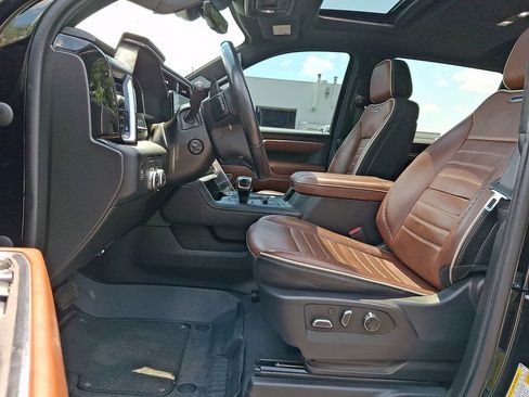 Certified 2023 GMC Sierra 1500 Denali Ultimate AWD/4WD image 8
