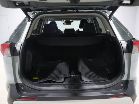 Used 2019 Toyota RAV4 Adventure image 4