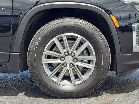 Used 2023 Chevrolet Traverse LT AWD/4WD image 11