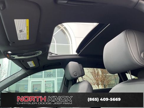 Used 2023 Audi e-tron Premium Plus w/ Premium Plus Package image 13