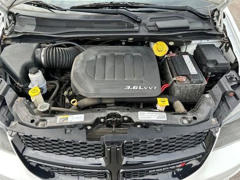 Used 2018 Dodge Grand Caravan SXT w/ Blacktop Package image 22