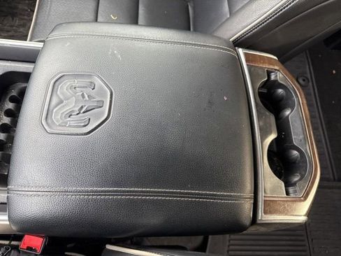 Used 2021 RAM 1500 Laramie w/ Laramie Southwest Edition image 22