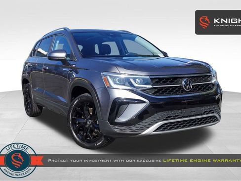Used 2022 Volkswagen Taos SEL w/ Panoramic Sunroof Package image 1