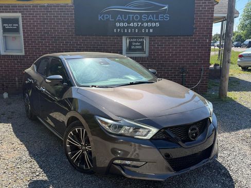 Used 2016 Nissan Maxima Platinum FWD image 1