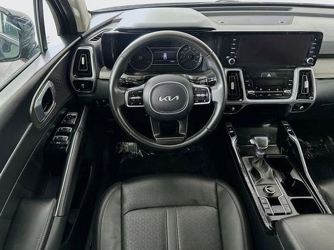 Certified 2022 Kia Sorento SX AWD/4WD image 4
