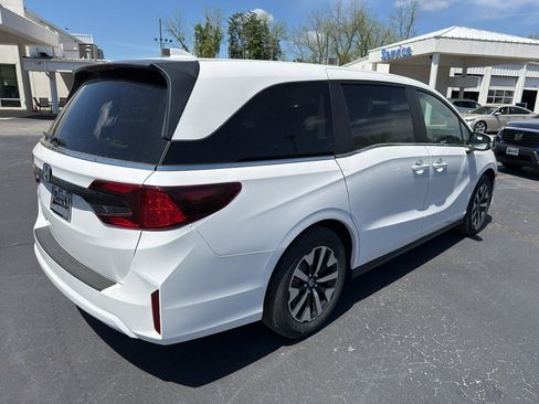 New 2026 Honda Odyssey EX-L image 7