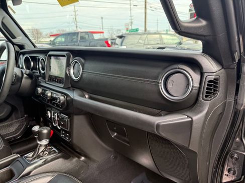 Used 2023 Jeep Wrangler Sahara w/ Dual Top Group image 30