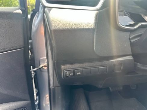 Used 2020 Toyota Corolla XLE FWD image 7