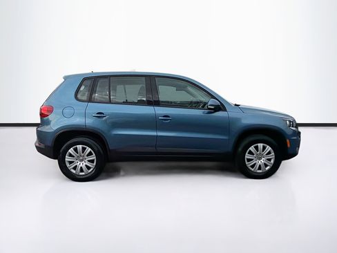 Used 2017 Volkswagen Tiguan Limited image 2