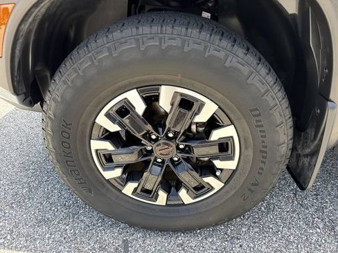 Used 2024 Nissan Frontier PRO-4X w/ Off-Road Protection Package AWD/4WD image 38