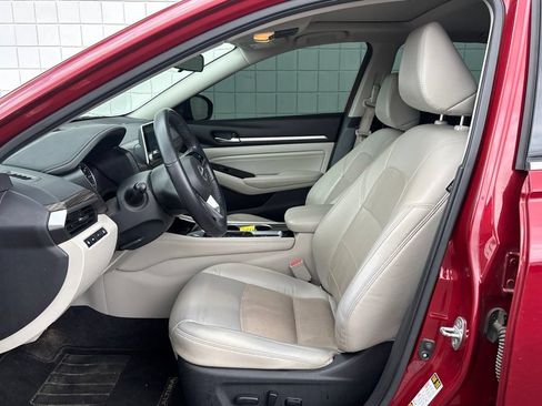 Used 2021 Nissan Altima 2.5 SL FWD image 3