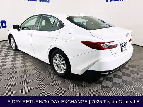 Used 2025 Toyota Camry LE w/ Convenience Package image 6