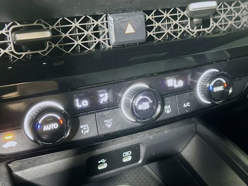 Used 2024 Honda Accord Sport image 25