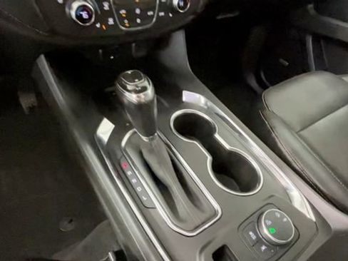 Used 2019 Chevrolet Traverse Premier w/ Redline Edition AWD/4WD image 28