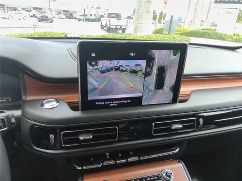 Certified 2024 Lincoln Aviator Reserve w/ Jet Package RWD image 31