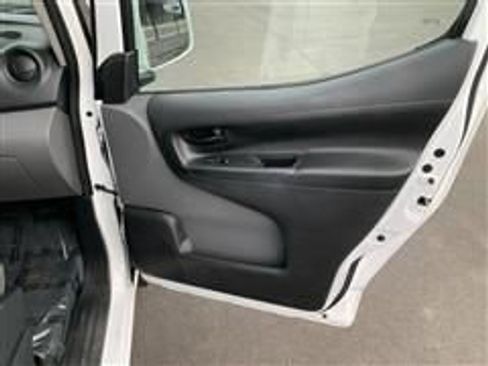 Used 2017 Nissan NV200 SV w/ Technology Package image 13
