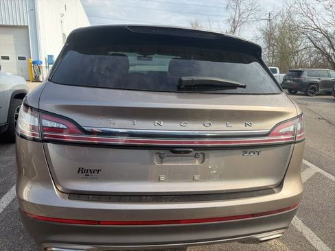 Used 2020 Lincoln Nautilus Reserve image 6