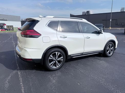 Used 2017 Nissan Rogue SL FWD image 5