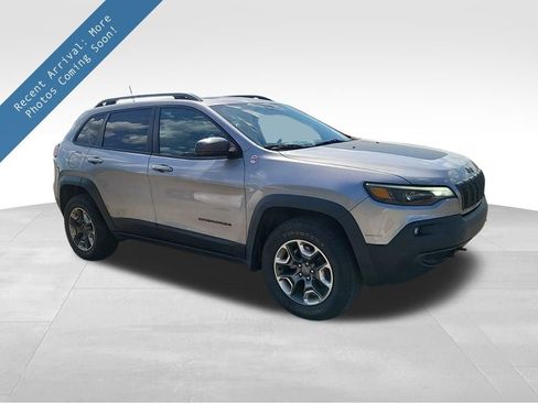 Used 2019 Jeep Cherokee Trailhawk w/ Comfort/Convenience Group image 1